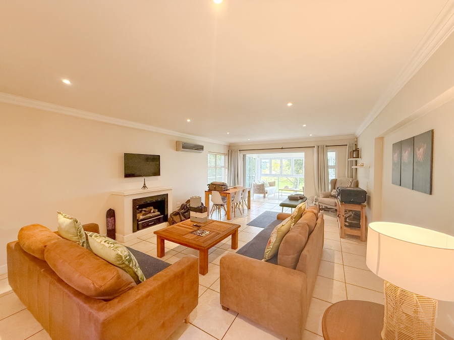 To Let 3 Bedroom Property for Rent in Keurbooms River Western Cape
